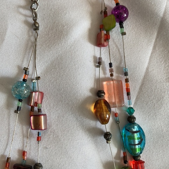 Bundle of bracelet & earrings plus bead necklace, bead bracelet and brooch - Picture 8 of 11